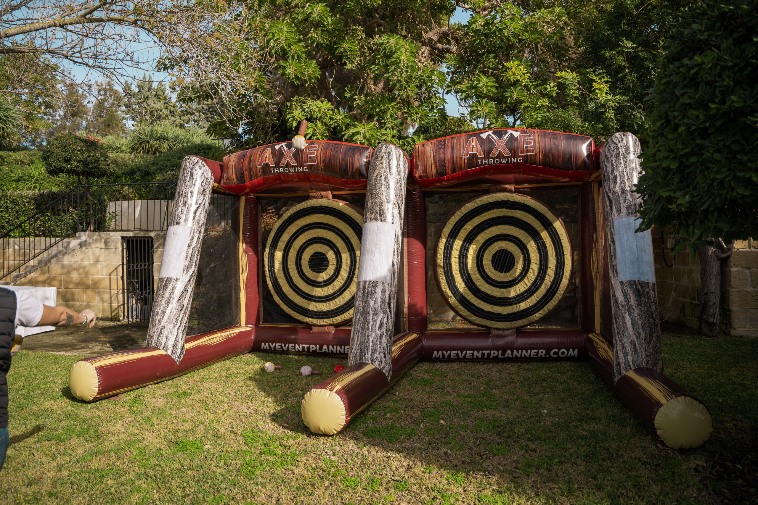 Inflatables and Blow Up Games